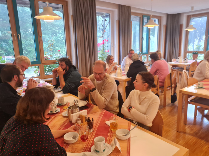 20250925_082919.jpg KI, Äpfel und Organisationsentwicklung - Küchenleitungsseminar auf dem Hesselberg 